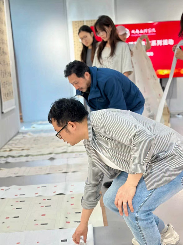 beat体育365官网顺利开展印记中国师生篆刻大赛校级评选工作
